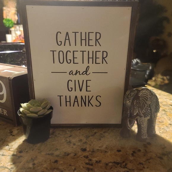 Meet your Posher Ambassador, Myesha - Picture 4 of 5